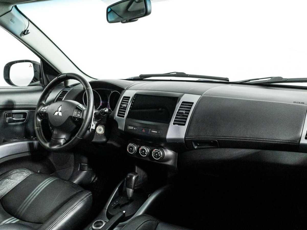 Купить Mitsubishi Outlander, 2011, 320 731 км, фото №9