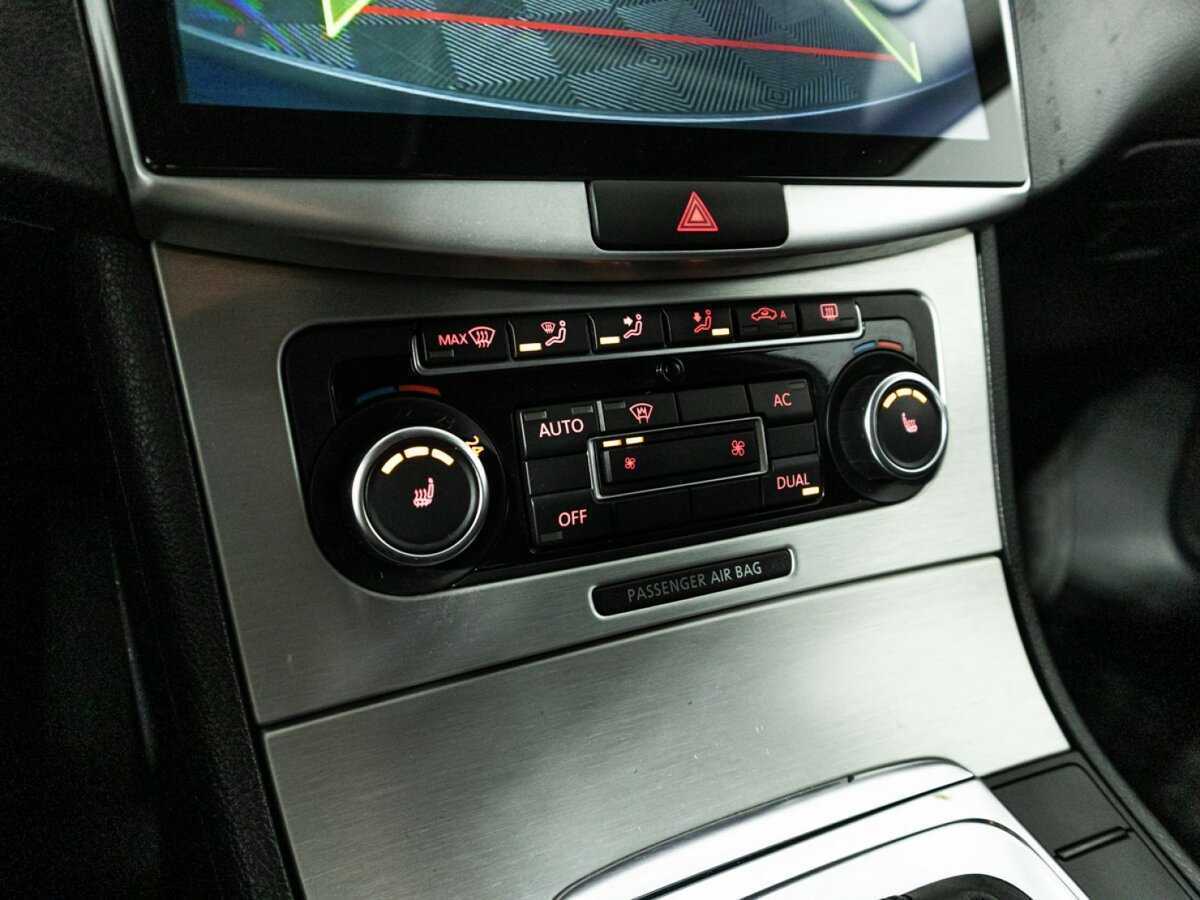 Купить Volkswagen Passat CC, 2011, 213 000 км, фото №17