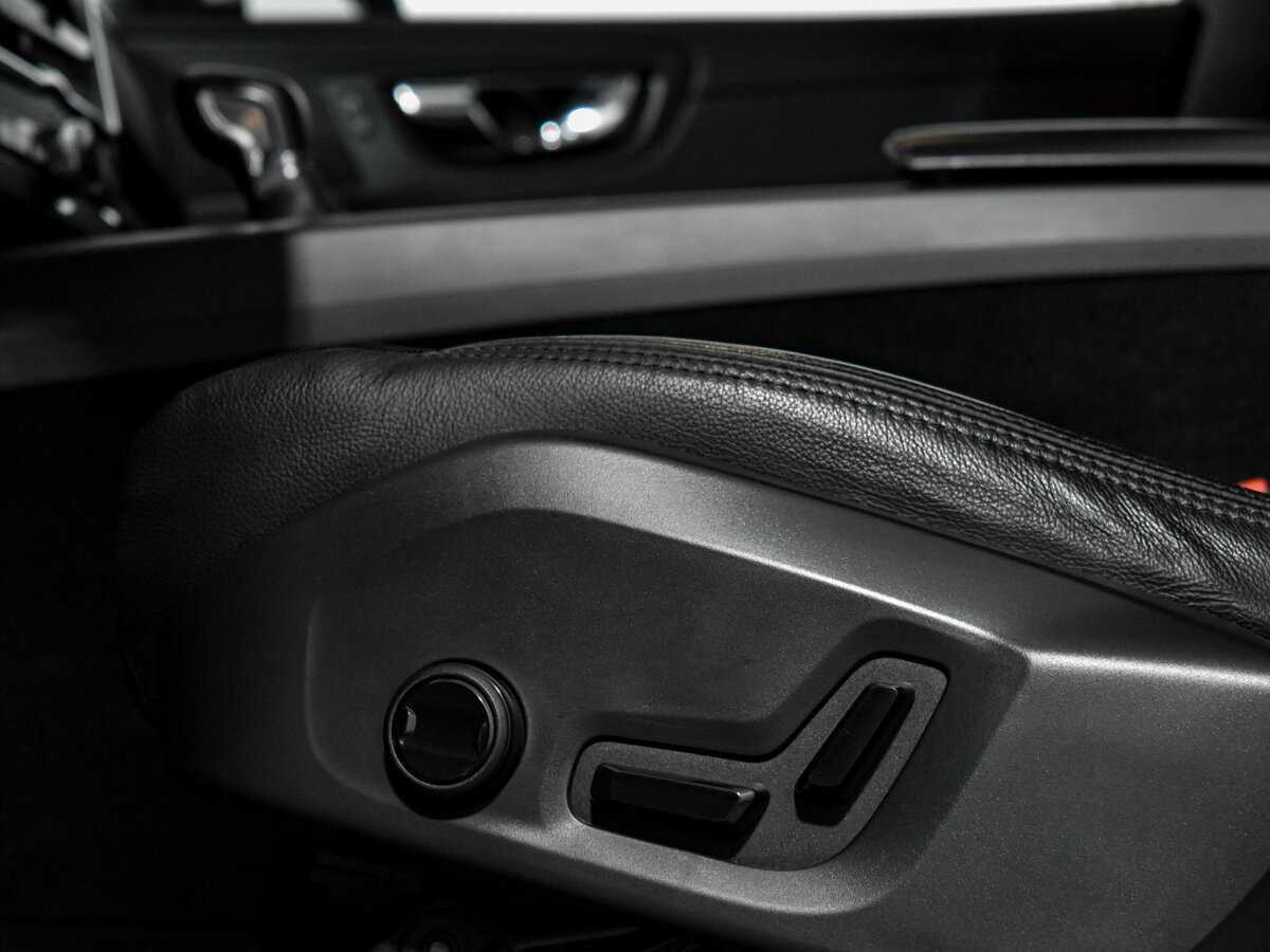 Купить Volvo XC60, 2020, 81 000 км, фото №10