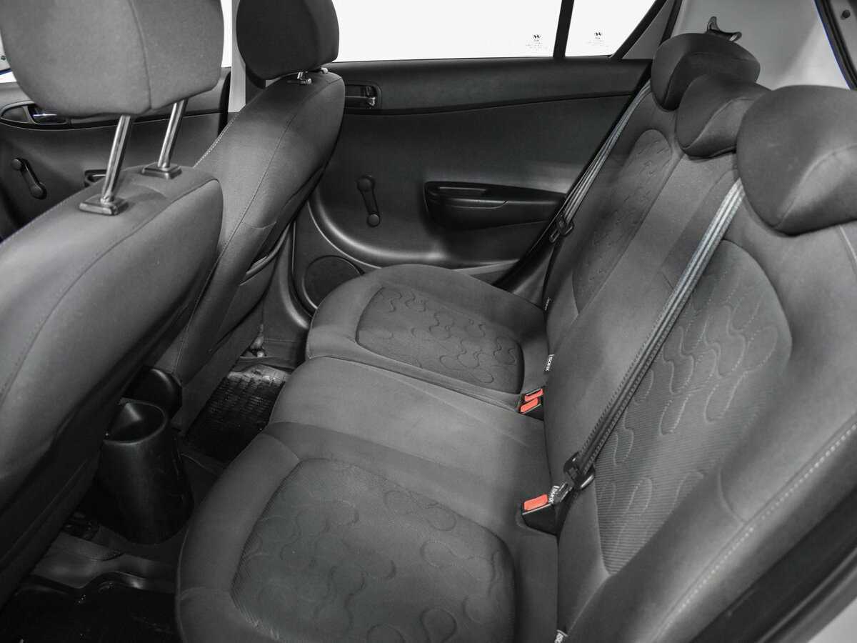 Купить Hyundai i20, 2009, 79 000 км, фото №12