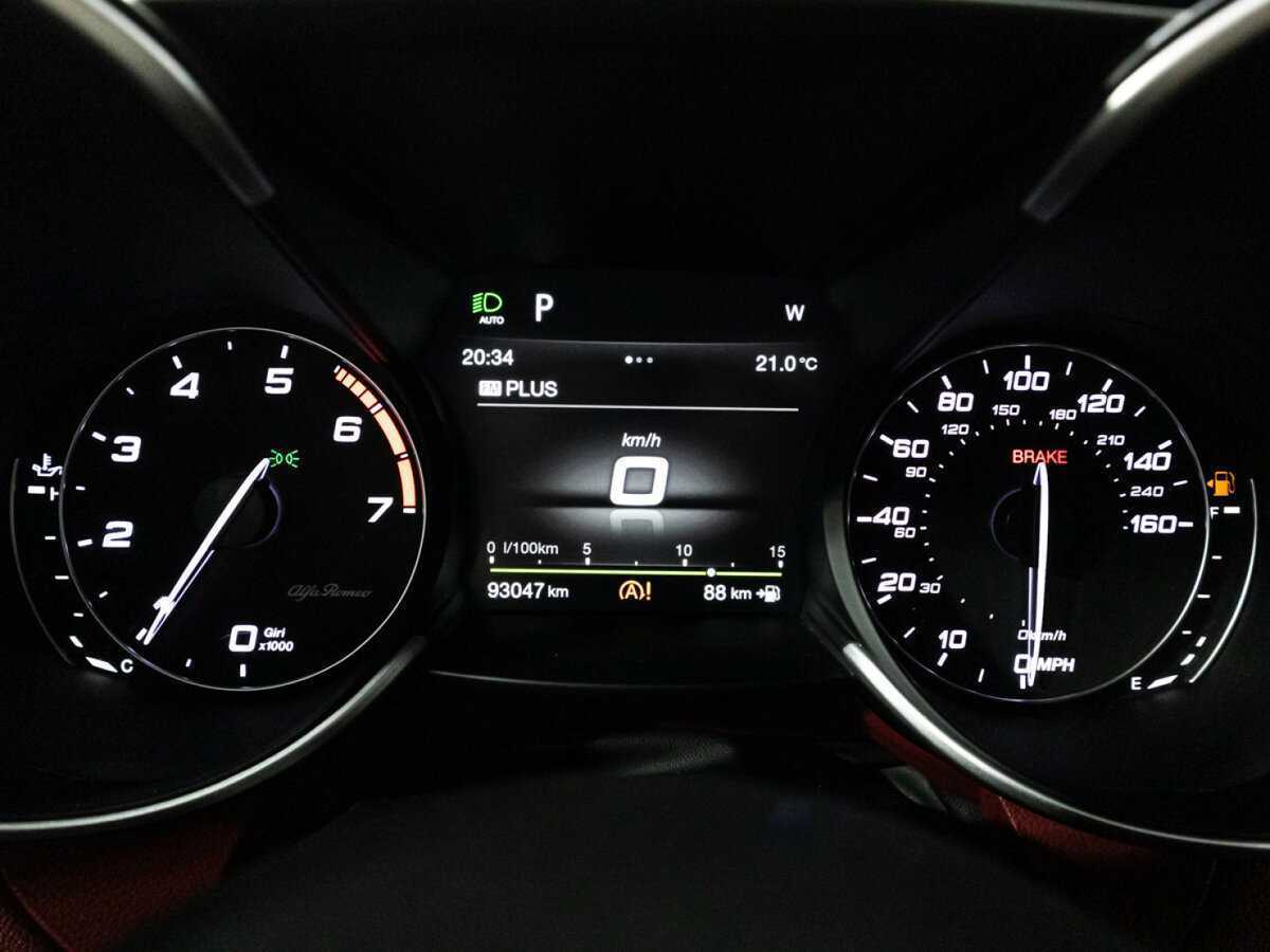 Купить Alfa Romeo Giulia, 2019, 89 100 км, фото №12