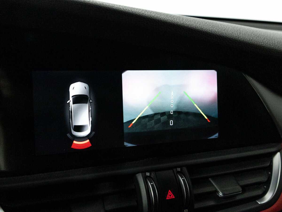 Купить Alfa Romeo Giulia, 2019, 89 100 км, фото №16