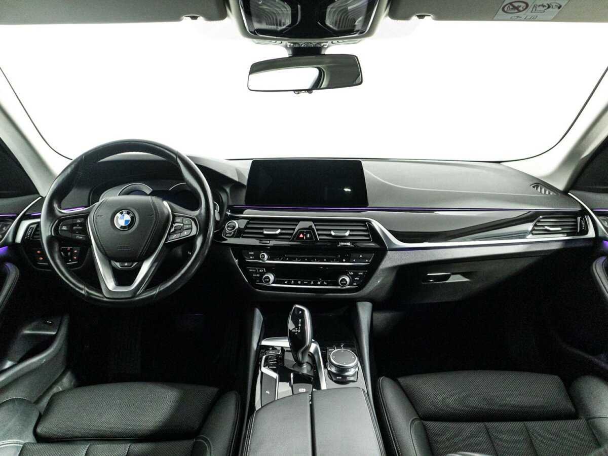 Купить BMW 5 серии 520d, 2019, 90 279 км, фото №13