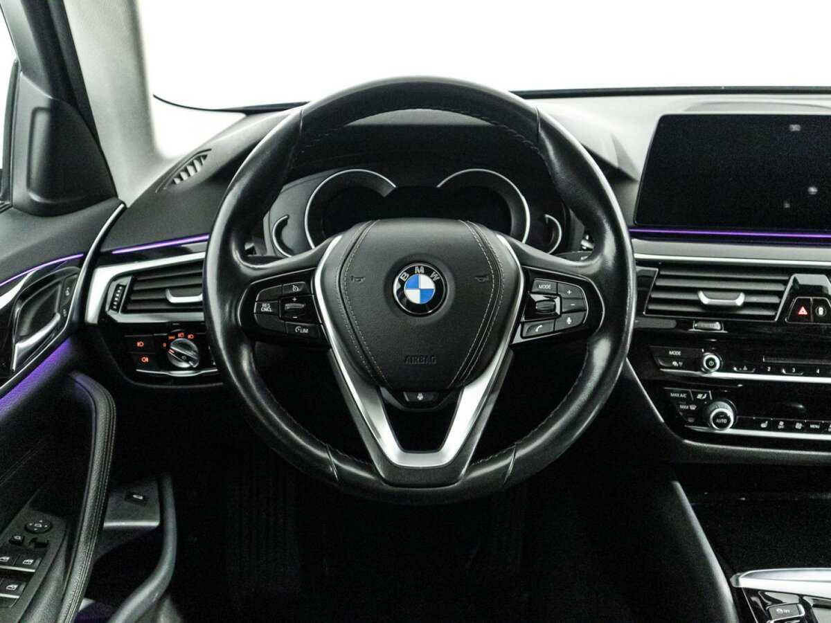Купить BMW 5 серии 520d, 2019, 90 279 км, фото №23