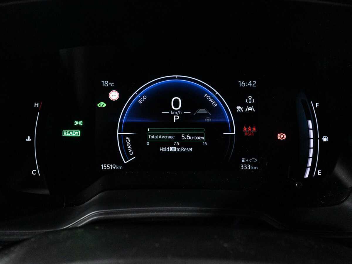 Купить Toyota Corolla Cross, 2023, 15 517 км, фото №12