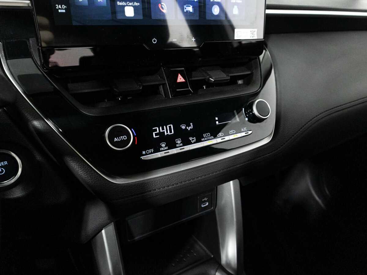 Купить Toyota Corolla Cross, 2023, 15 517 км, фото №17