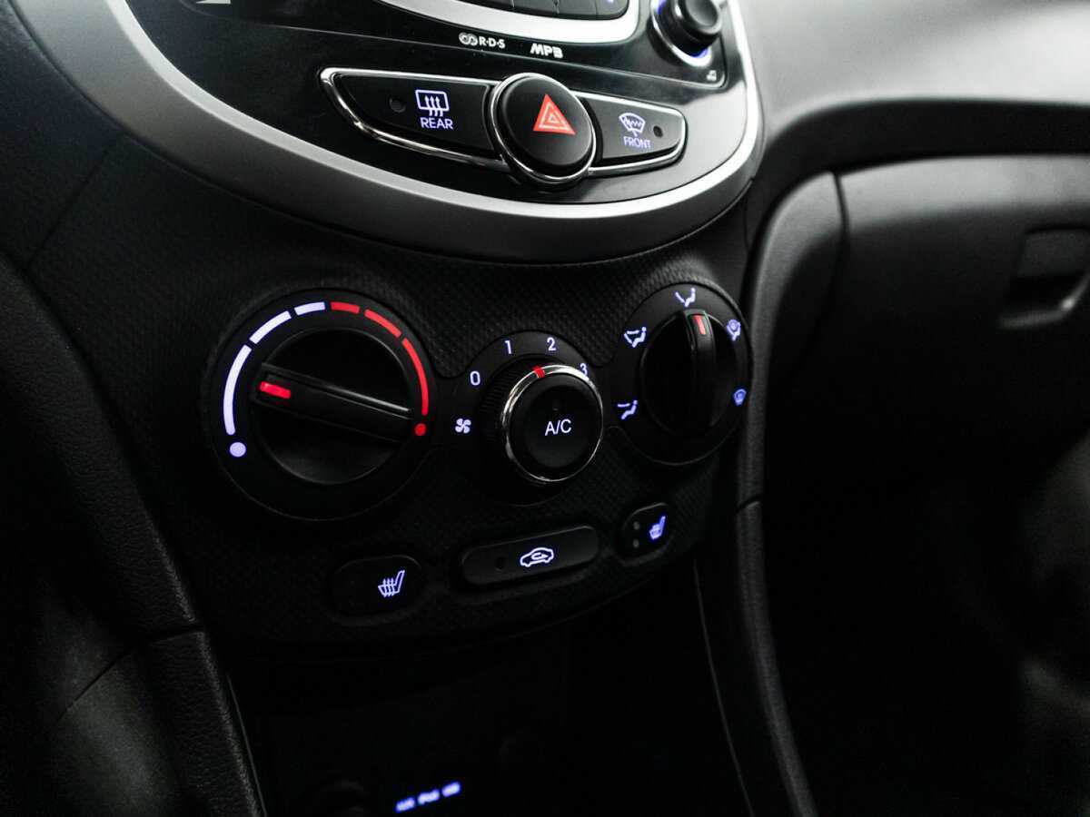 Купить Hyundai Solaris, 2011, 123 456 км, фото №15