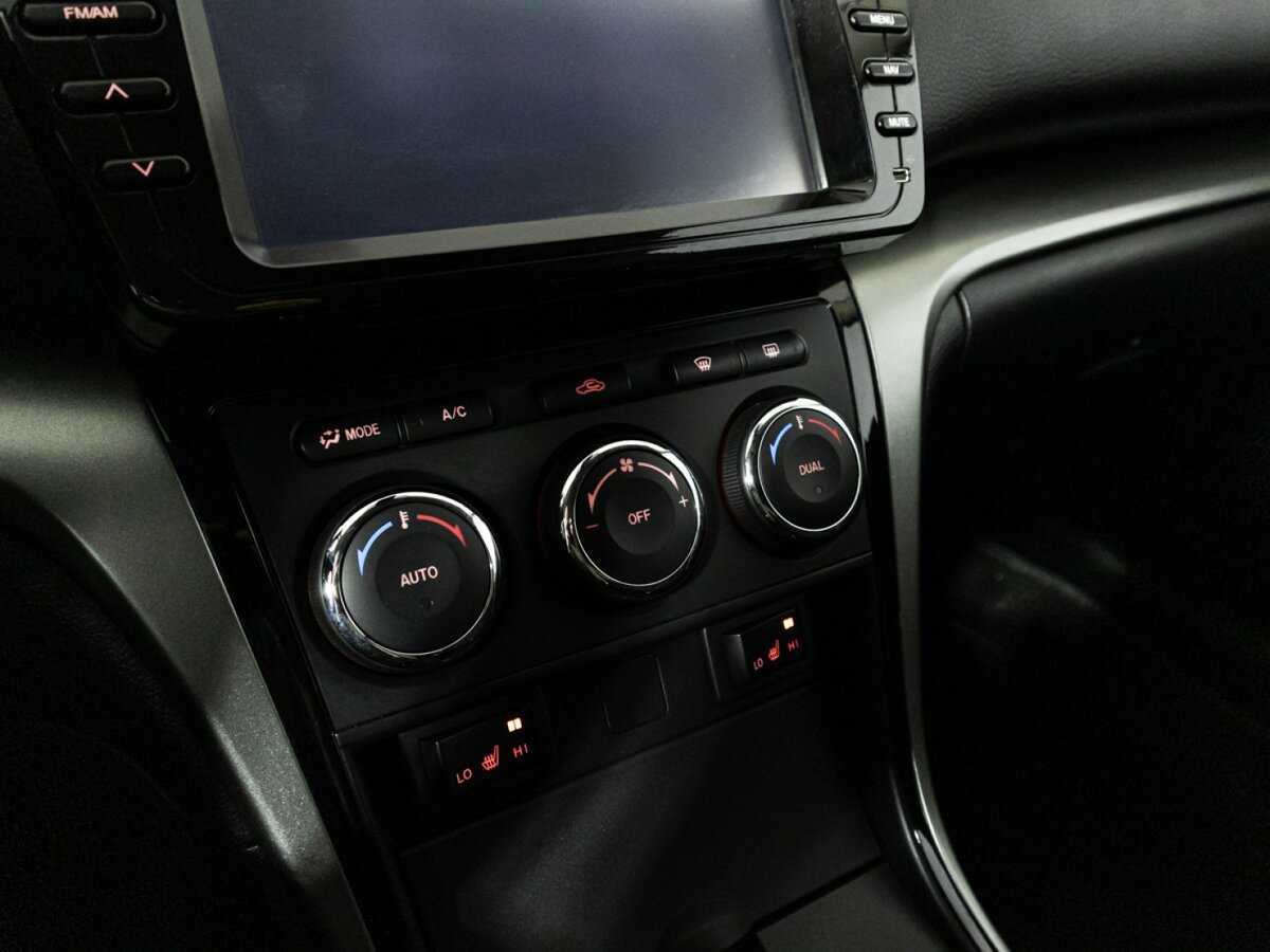 Купить Mazda 6, 2011, 209 200 км, фото №16