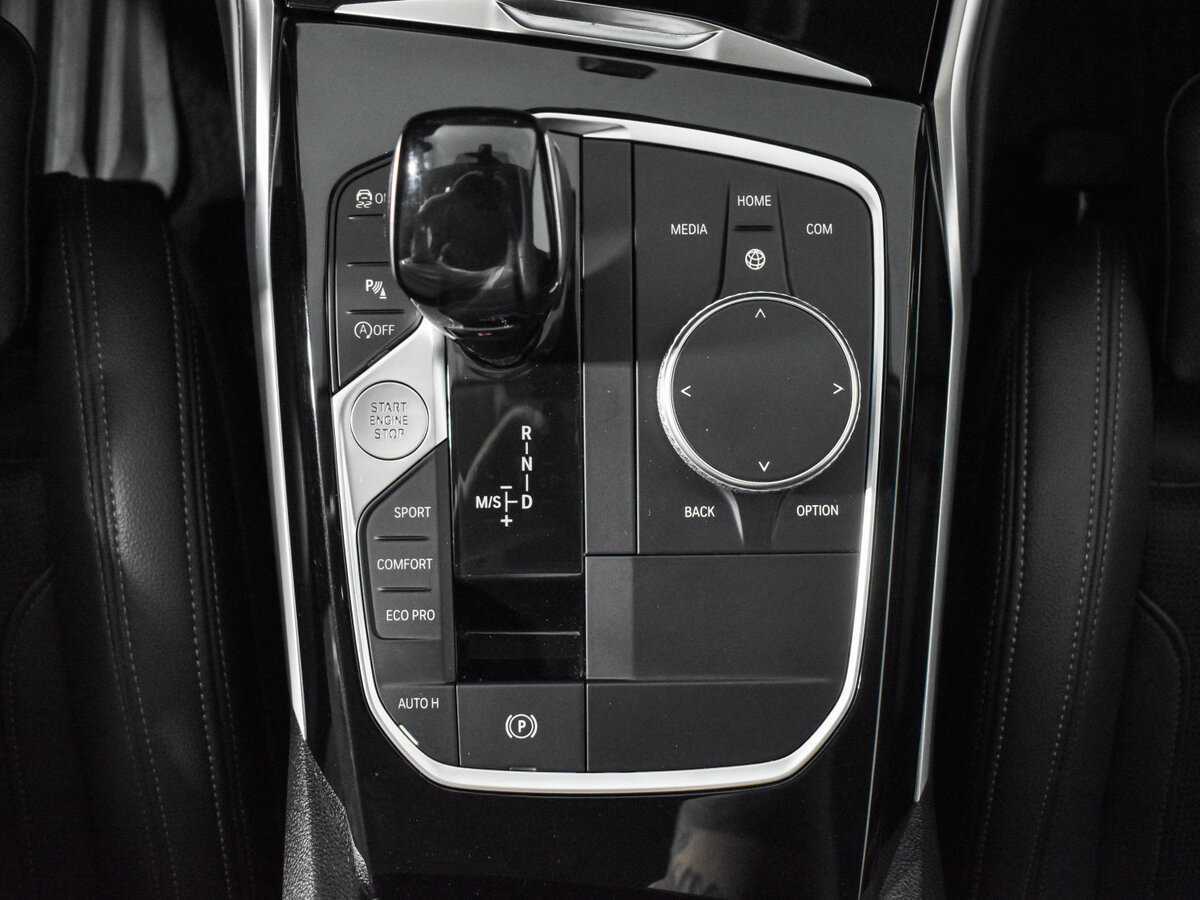 Купить BMW 3 серии 320i, 2020, 105 500 км, фото №8