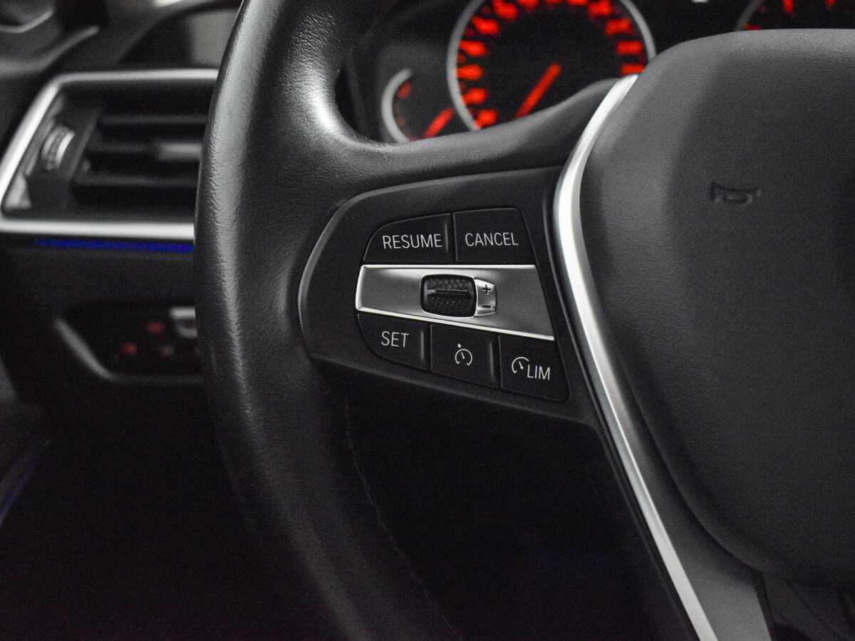 Купить BMW 3 серии 320i, 2020, 105 500 км, фото №18