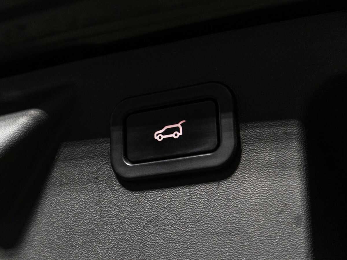 Купить Land Rover Discovery Sport, 2017, 83 693 км, фото №16