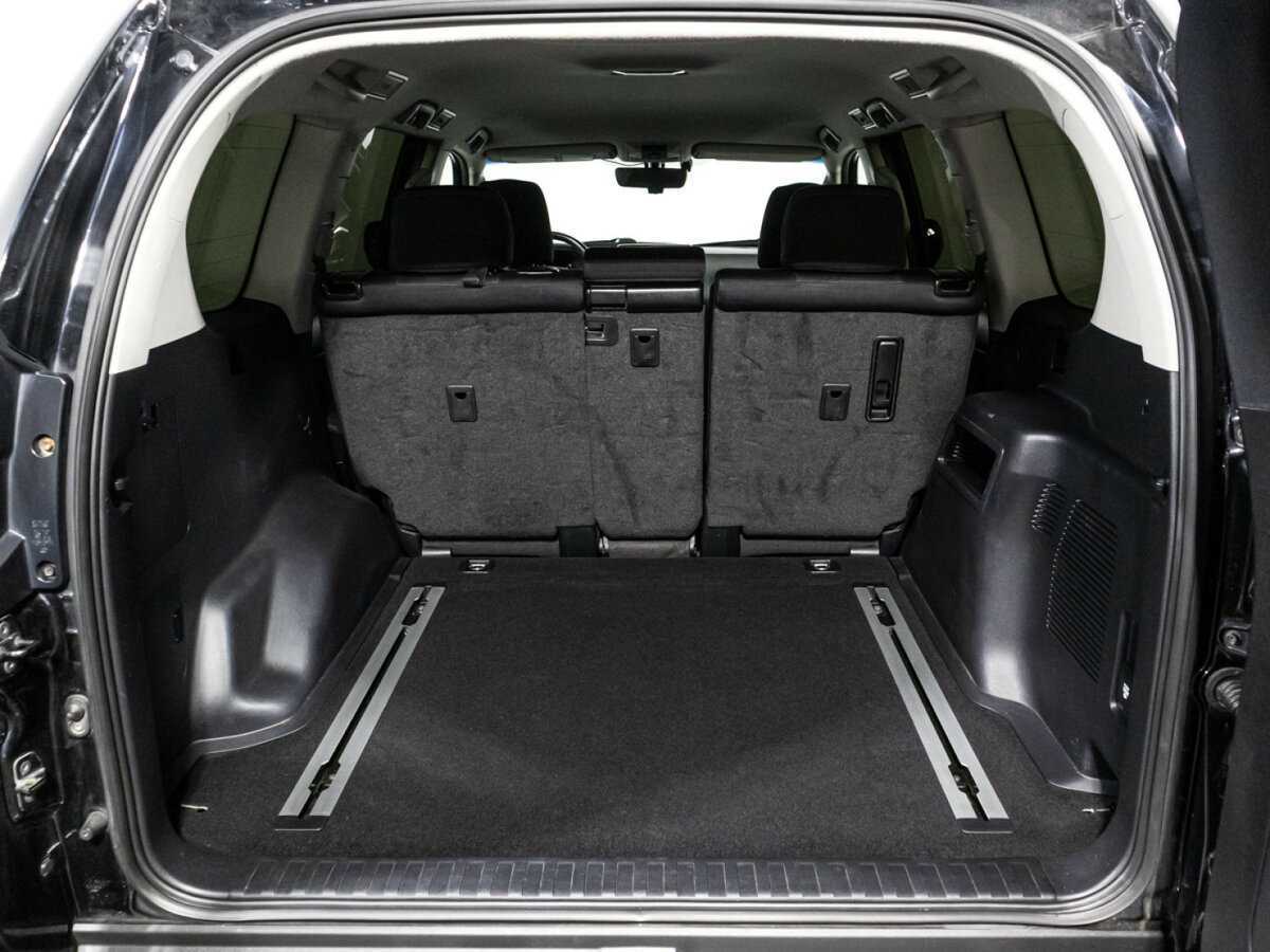 Купить Toyota Land Cruiser Prado, 2017, 105 282 км, фото №12