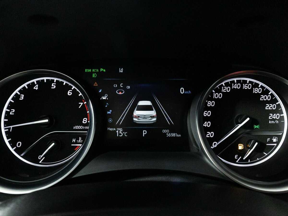 Купить Toyota Camry, 2019, 56 979 км, фото №12