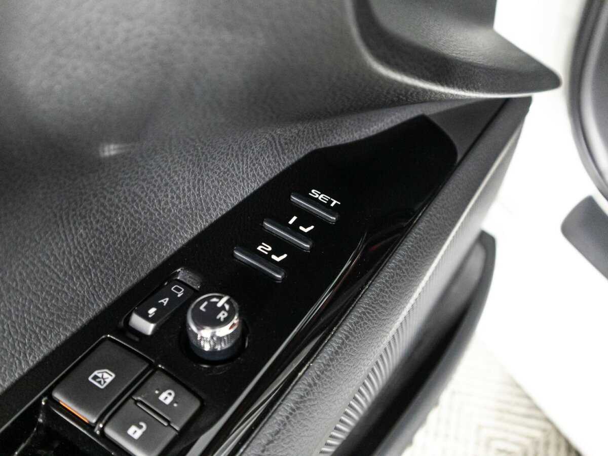 Купить Toyota Camry, 2019, 56 979 км, фото №17