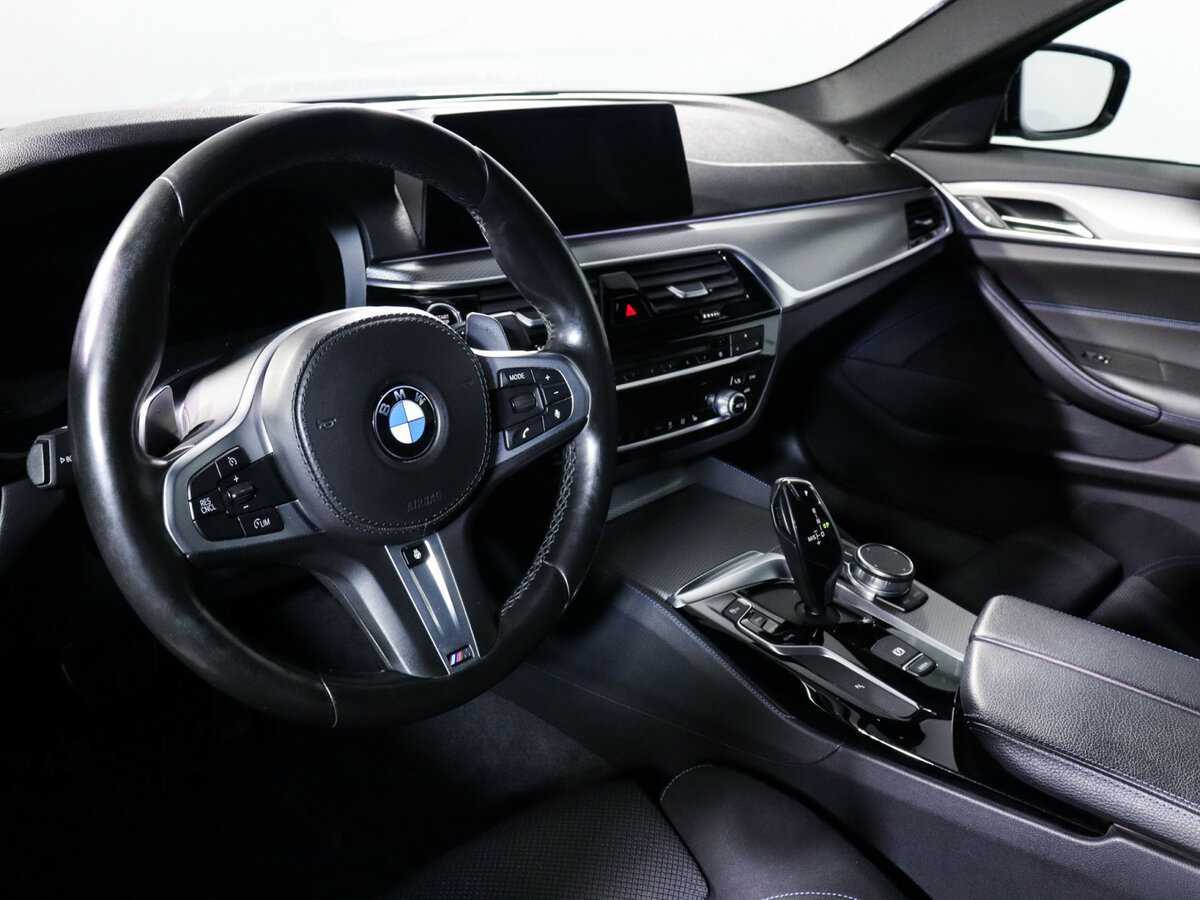 Купить BMW 5 серии 520d xDrive, 2018, 61 000 км, фото №14