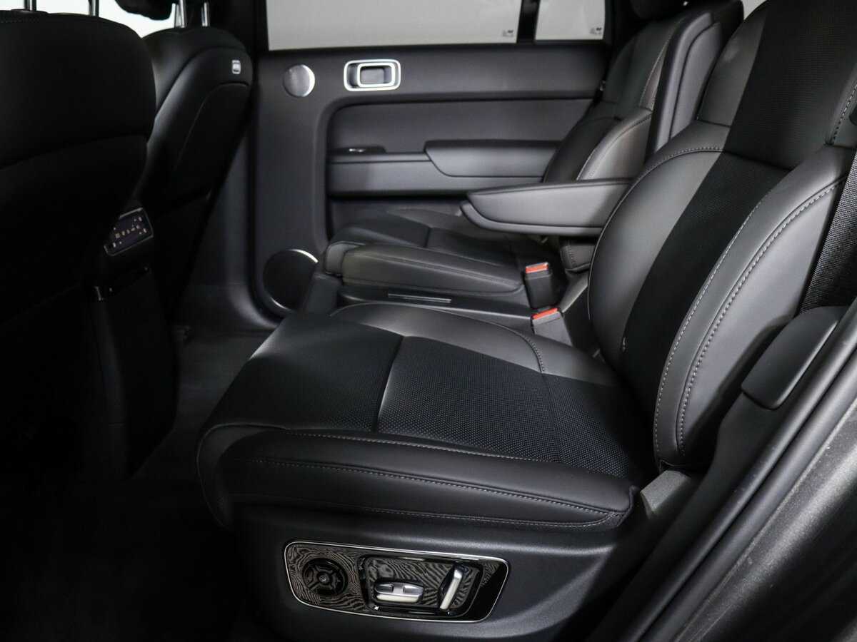 Купить LiXiang L9 52.3 kWh, 2024, 17 444 км, фото №7