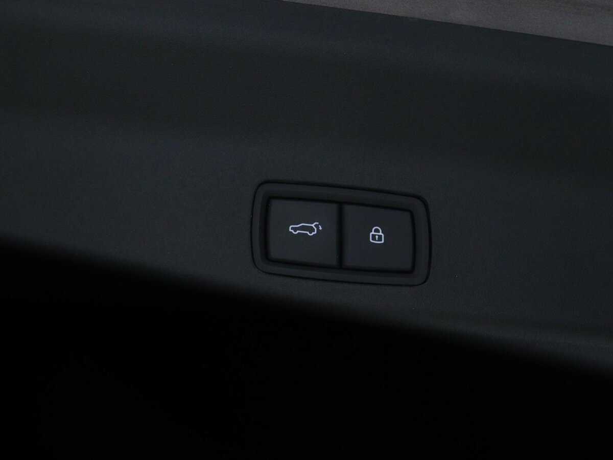 Купить LiXiang L9 52.3 kWh, 2024, 17 444 км, фото №28