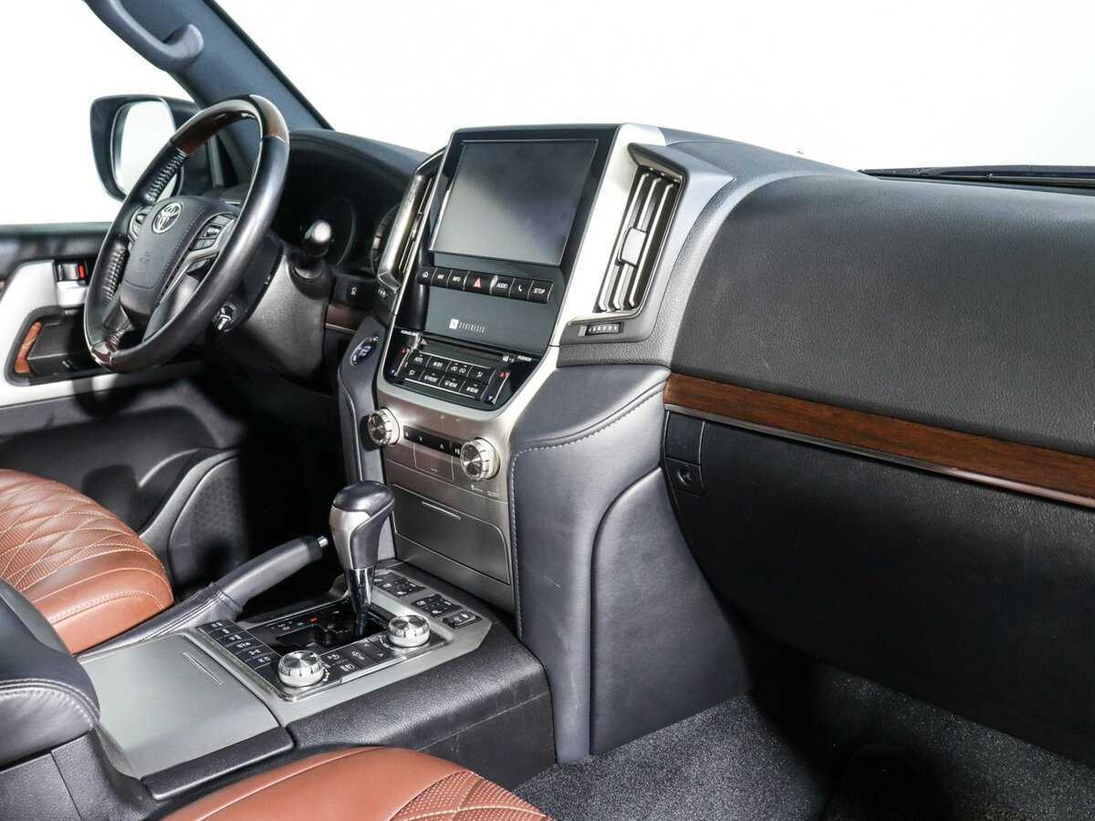 Купить Toyota Land Cruiser, 2018, 115 209 км, фото №5