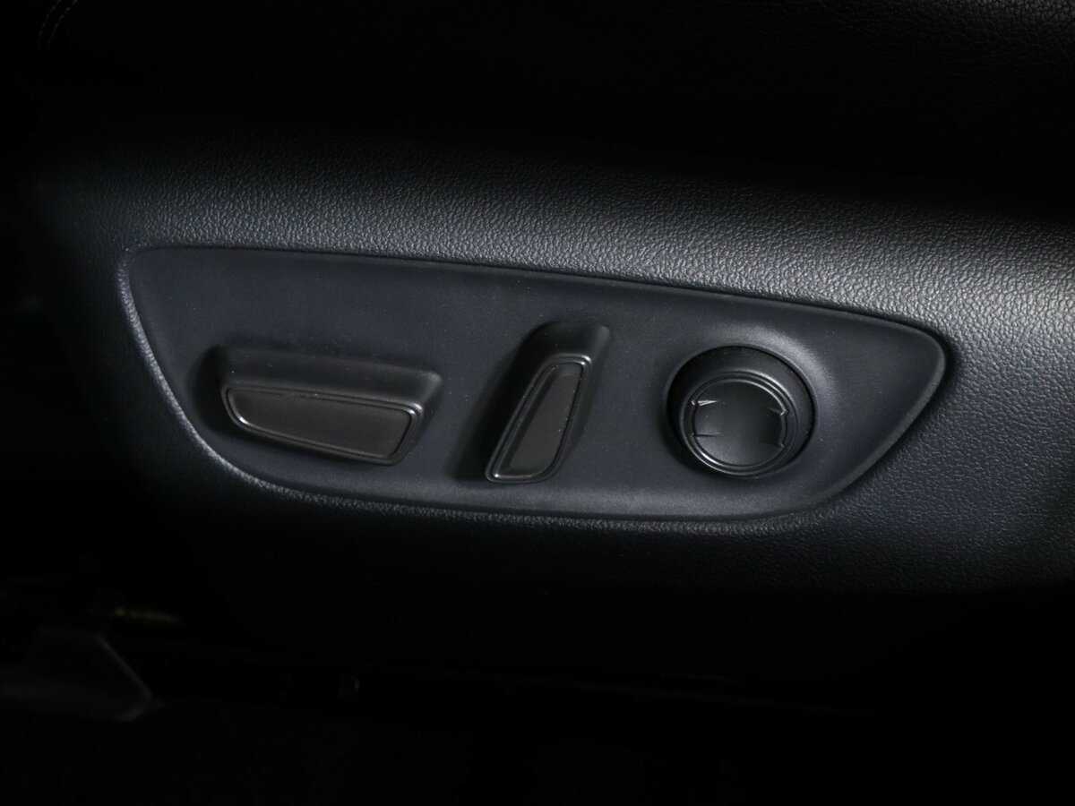 Купить Toyota RAV4, 2021, 68 235 км, фото №14