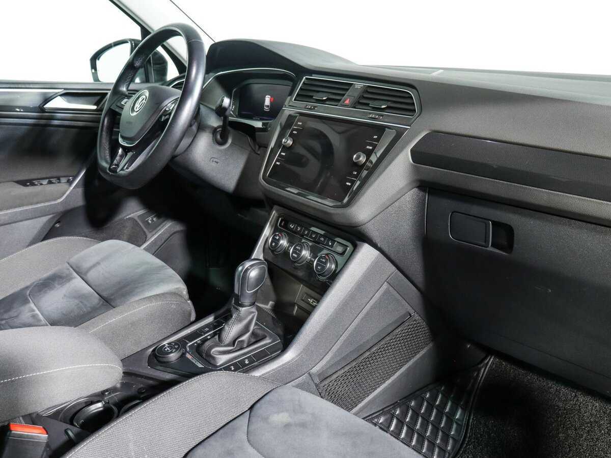 Купить Volkswagen Tiguan, 2020, 66 330 км, фото №6