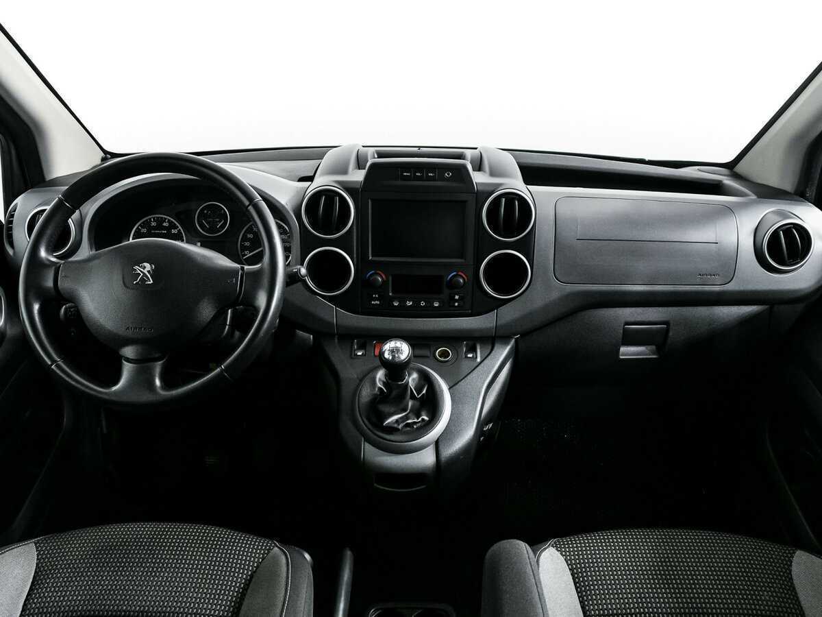 Купить Peugeot Partner, 2017, 85 944 км, фото №9