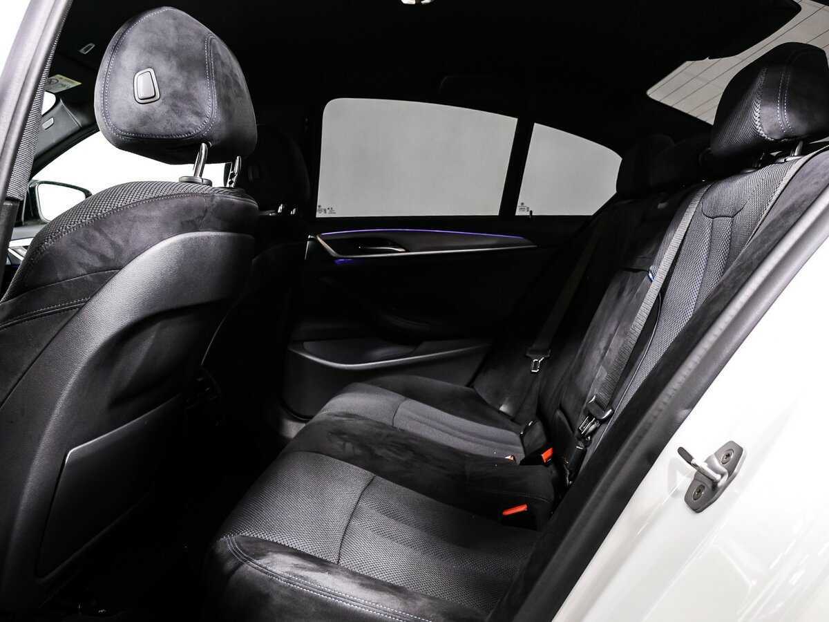 Купить BMW 5 серии 540i xDrive, 2019, 130 000 км, фото №13