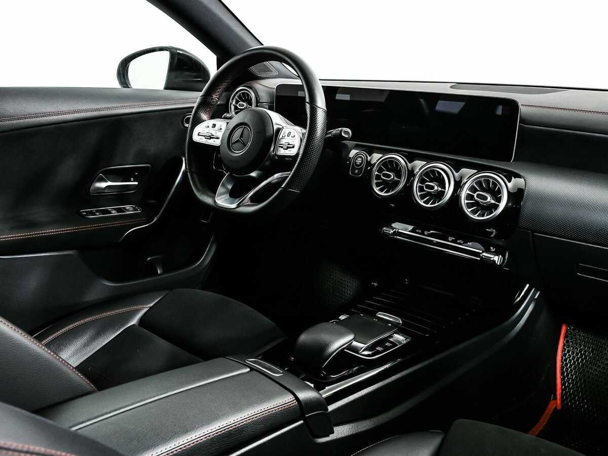 Купить Mercedes-Benz CLA 200, 2019, 95 689 км, фото №9