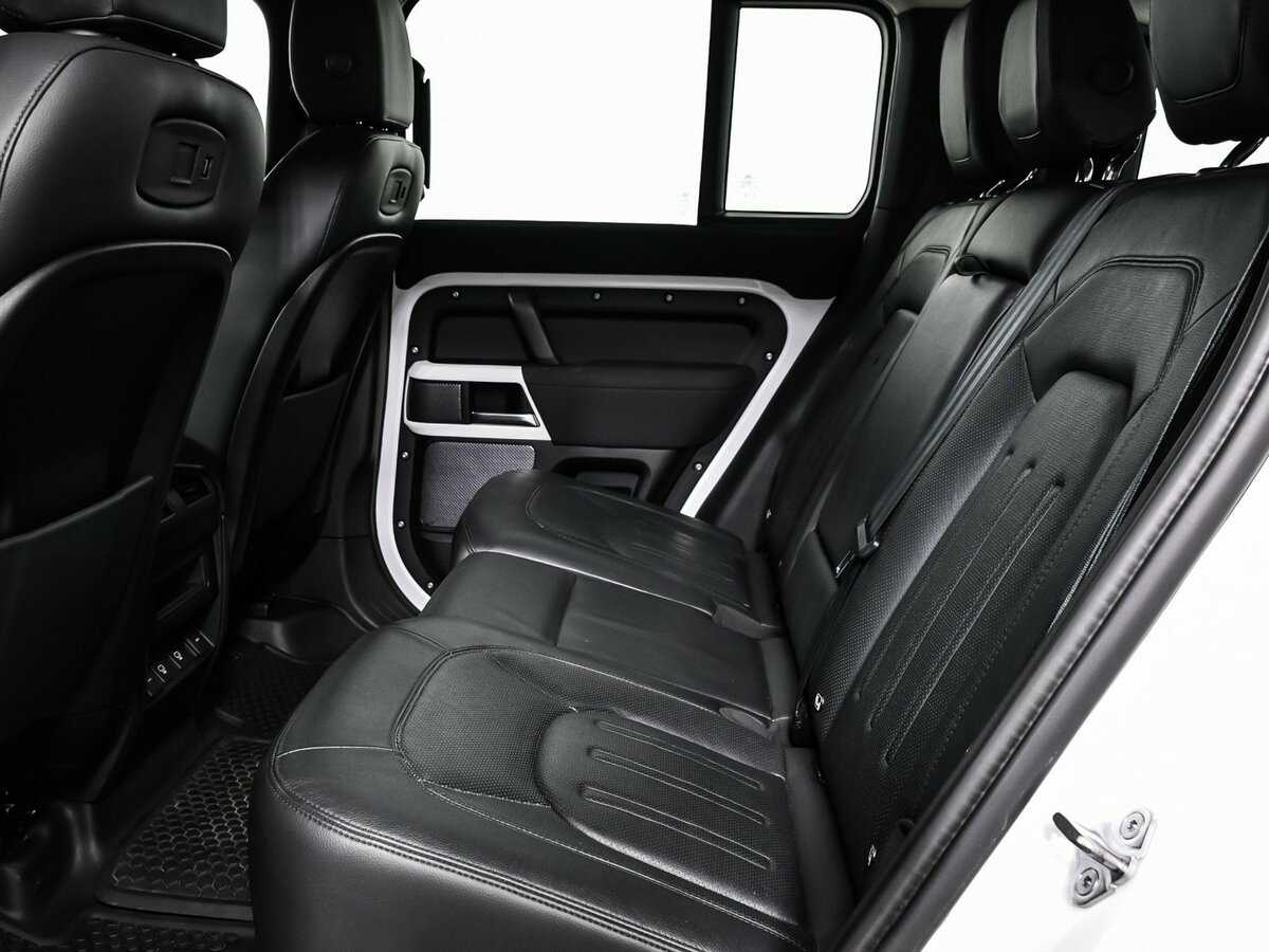 Купить Land Rover Defender 110, 2021, 45 087 км, фото №13