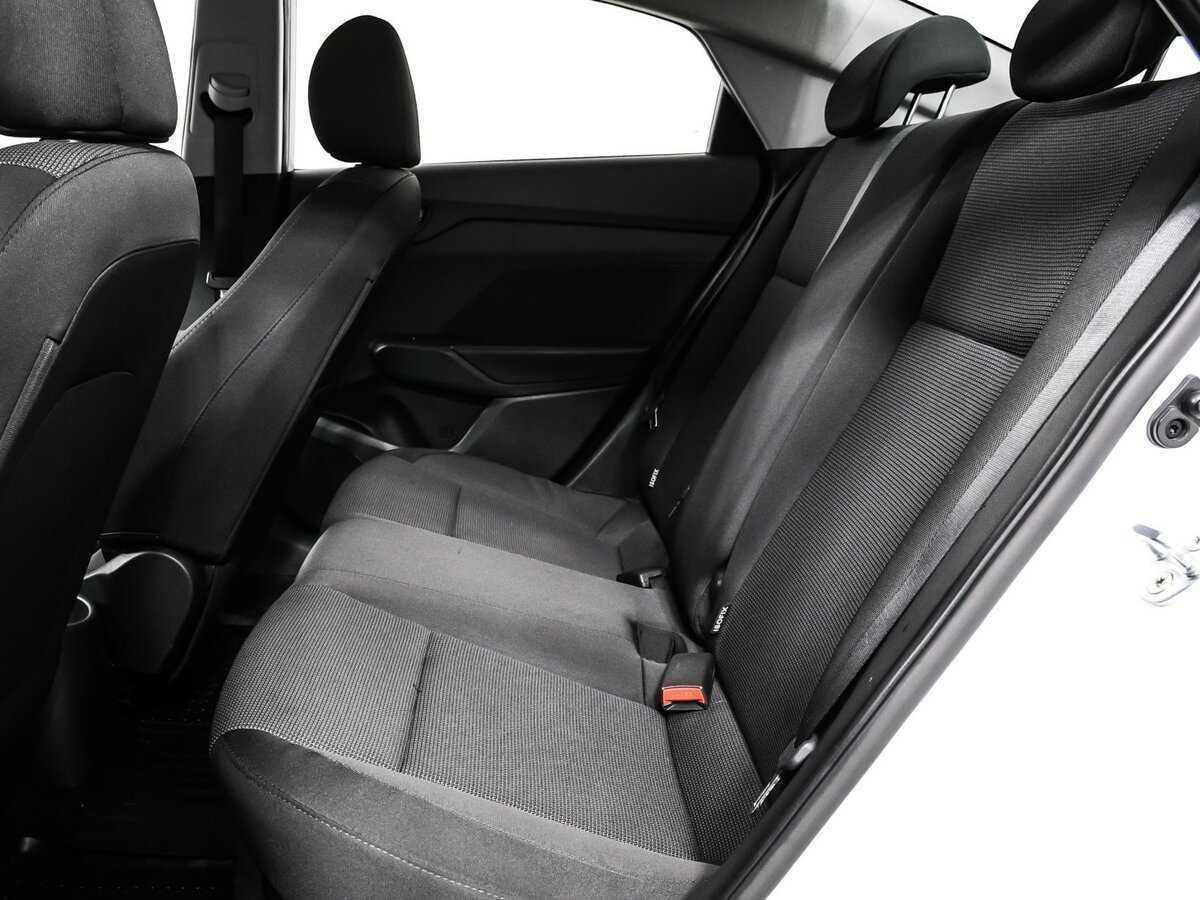 Купить Hyundai Solaris, 2018, 134 081 км, фото №14