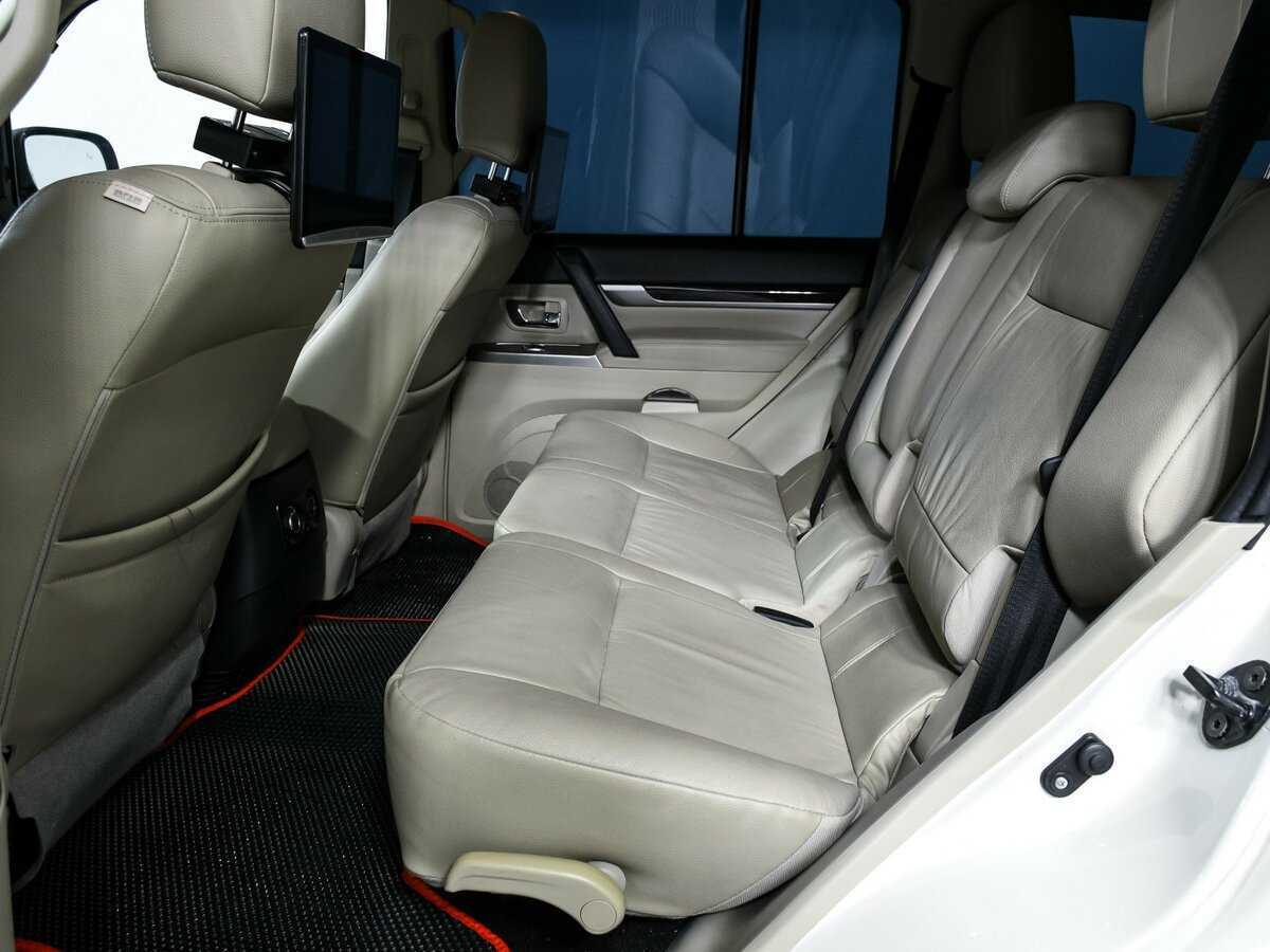 Купить Mitsubishi Pajero, 2019, 35 750 км, фото №12