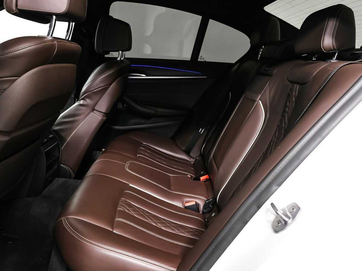 Купить BMW 5 серии 530d xDrive, 2018, 135 000 км, фото №13