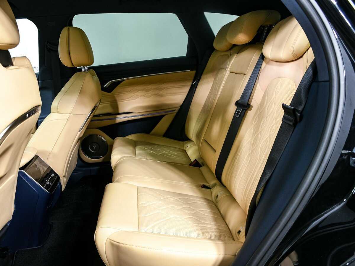 Купить Voyah Free, 2023, 15 000 км, фото №11