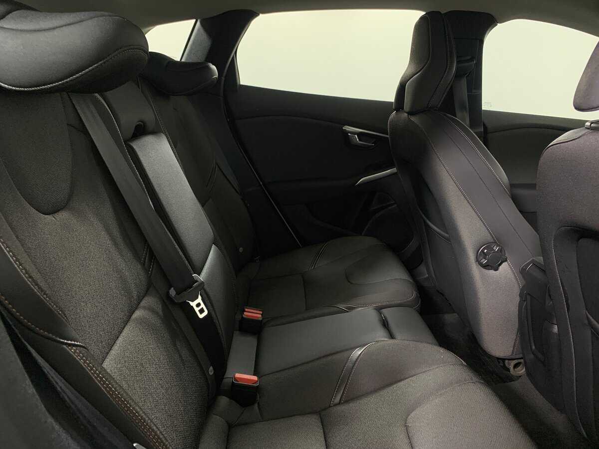 Купить Volvo V40 Cross Country, 2017, 137 895 км, фото №18