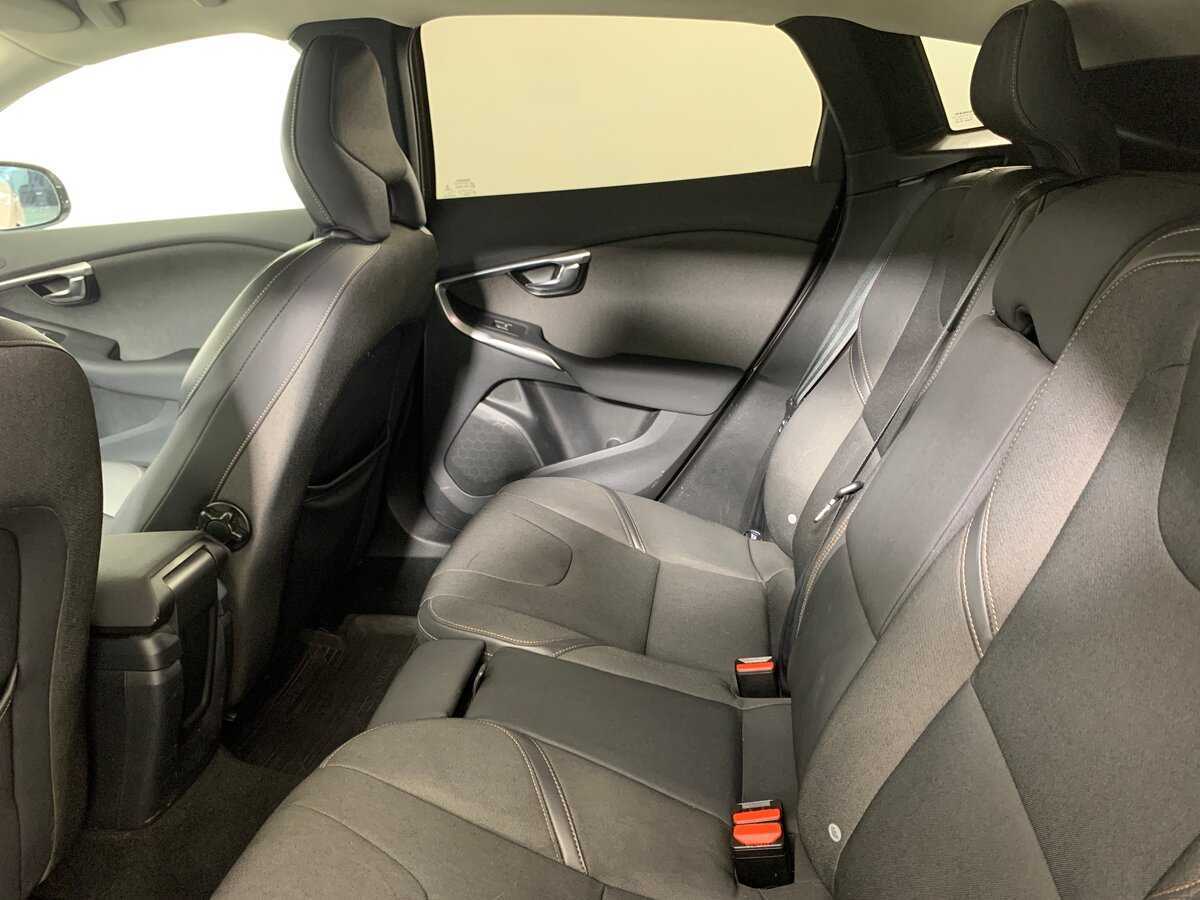 Купить Volvo V40, 2015, 101 225 км, фото №19