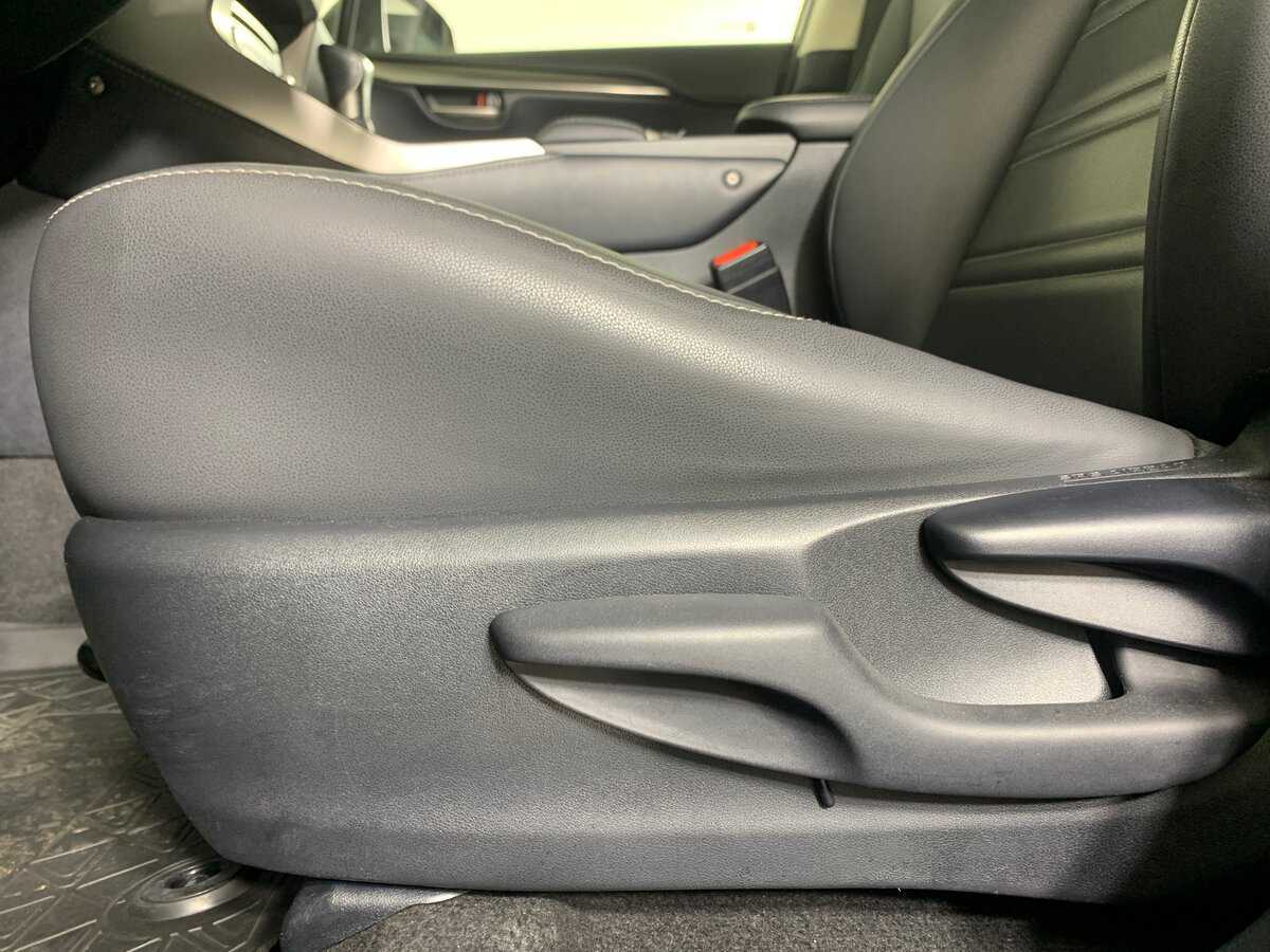 Купить Lexus NX 200, 2020, 57 543 км, фото №17