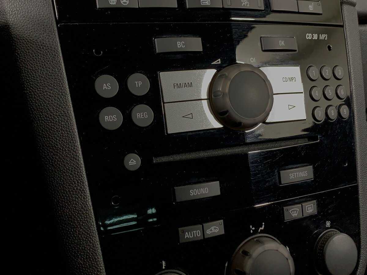 Купить Opel Corsa, 2011, 157 980 км, фото №15