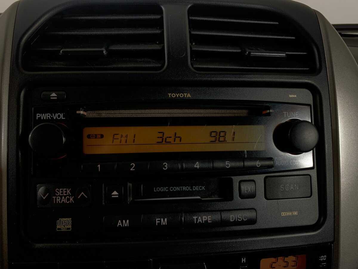 Купить Toyota RAV4, 2004, 303 998 км, фото №16