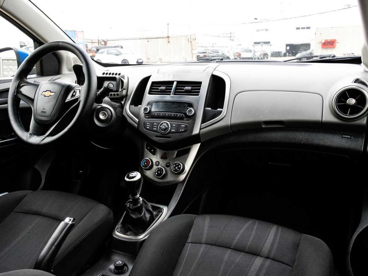 Купить Chevrolet Aveo, 2013, 243 929 км, фото №7
