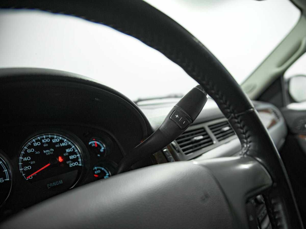 Купить Chevrolet Tahoe 6AT, 2012, 208 111 км, фото №9