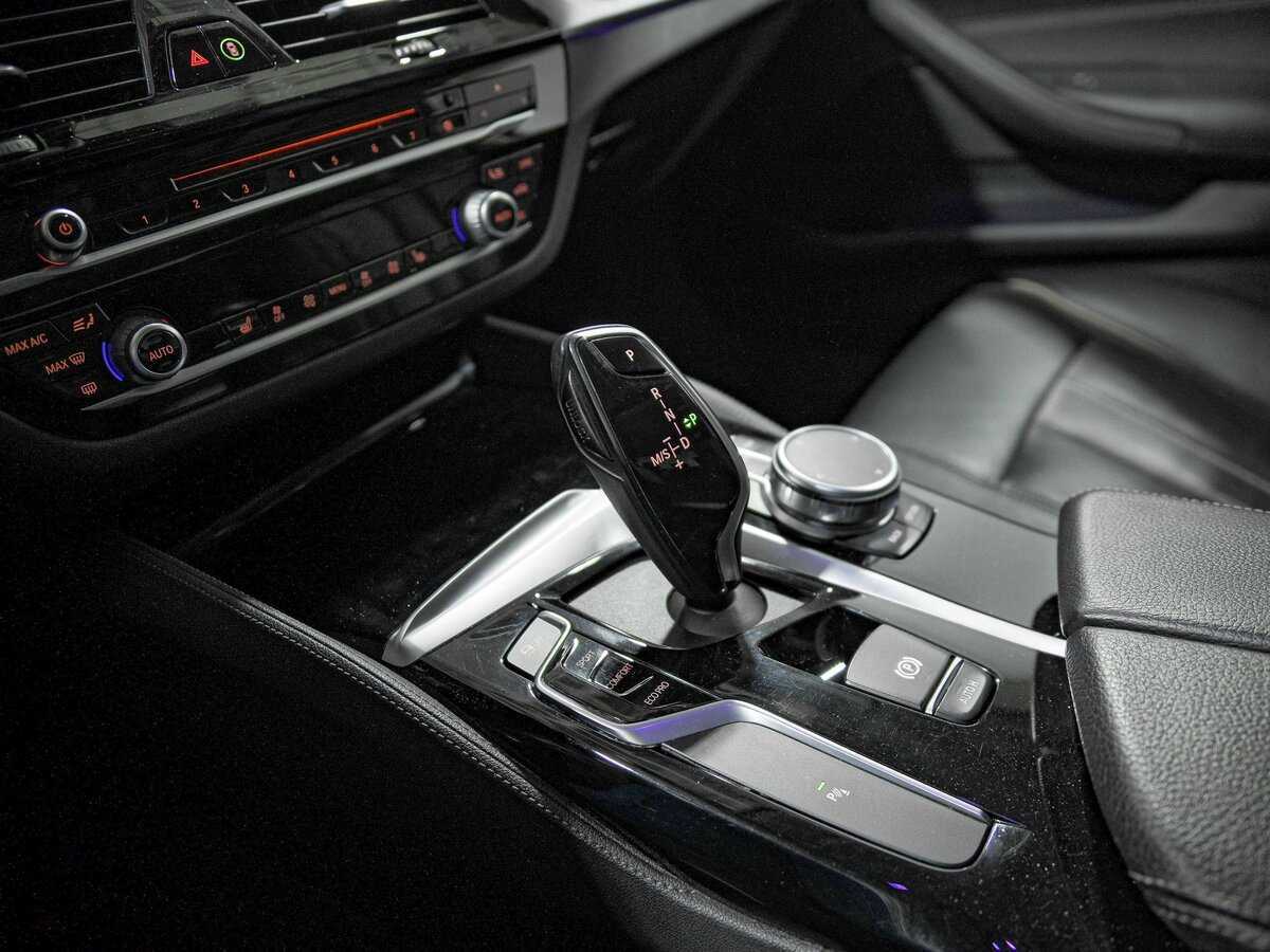 Купить BMW 5 серии 520i, 2019, 99 528 км, фото №14