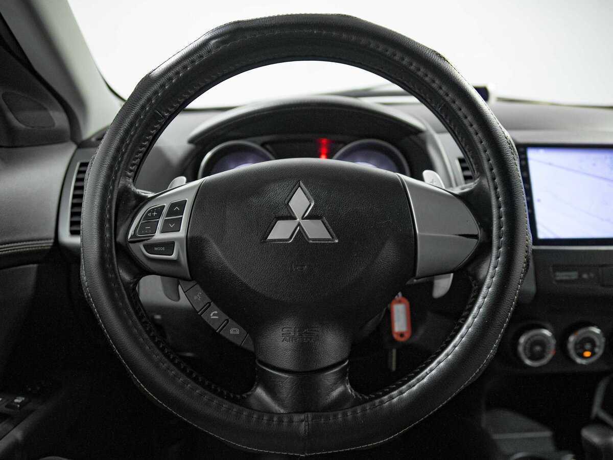 Купить Mitsubishi Outlander, 2010, 205 201 км, фото №9