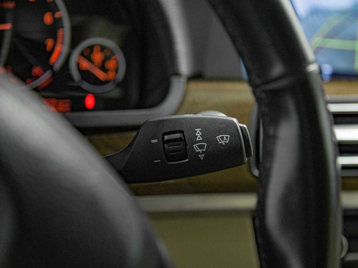 Купить BMW 7 серии 730i, 2011, 145 109 км, фото №9