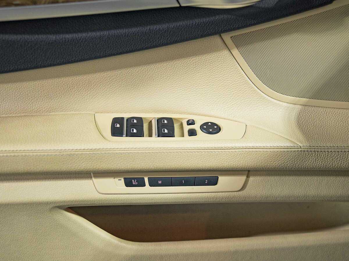 Купить BMW 7 серии 730i, 2011, 145 109 км, фото №12