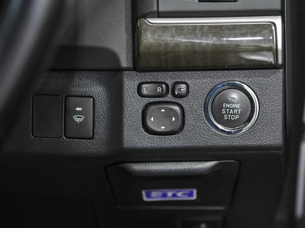 Купить Toyota Mark X, 2016, 109 802 км, фото №13