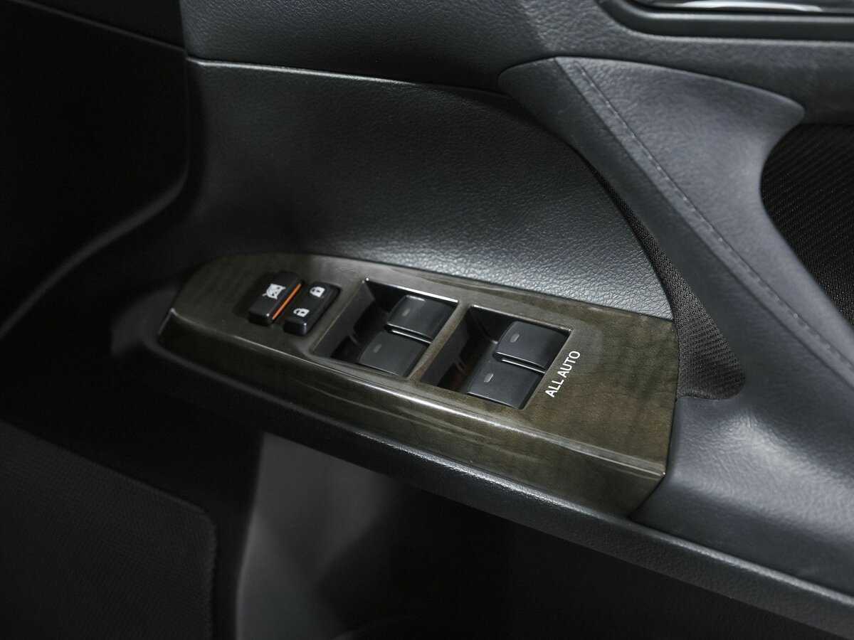 Купить Toyota Mark X, 2016, 109 802 км, фото №14