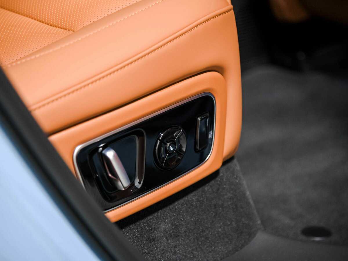 Купить LiXiang L7 52.3 kWh, 2024, 63 км, фото №20