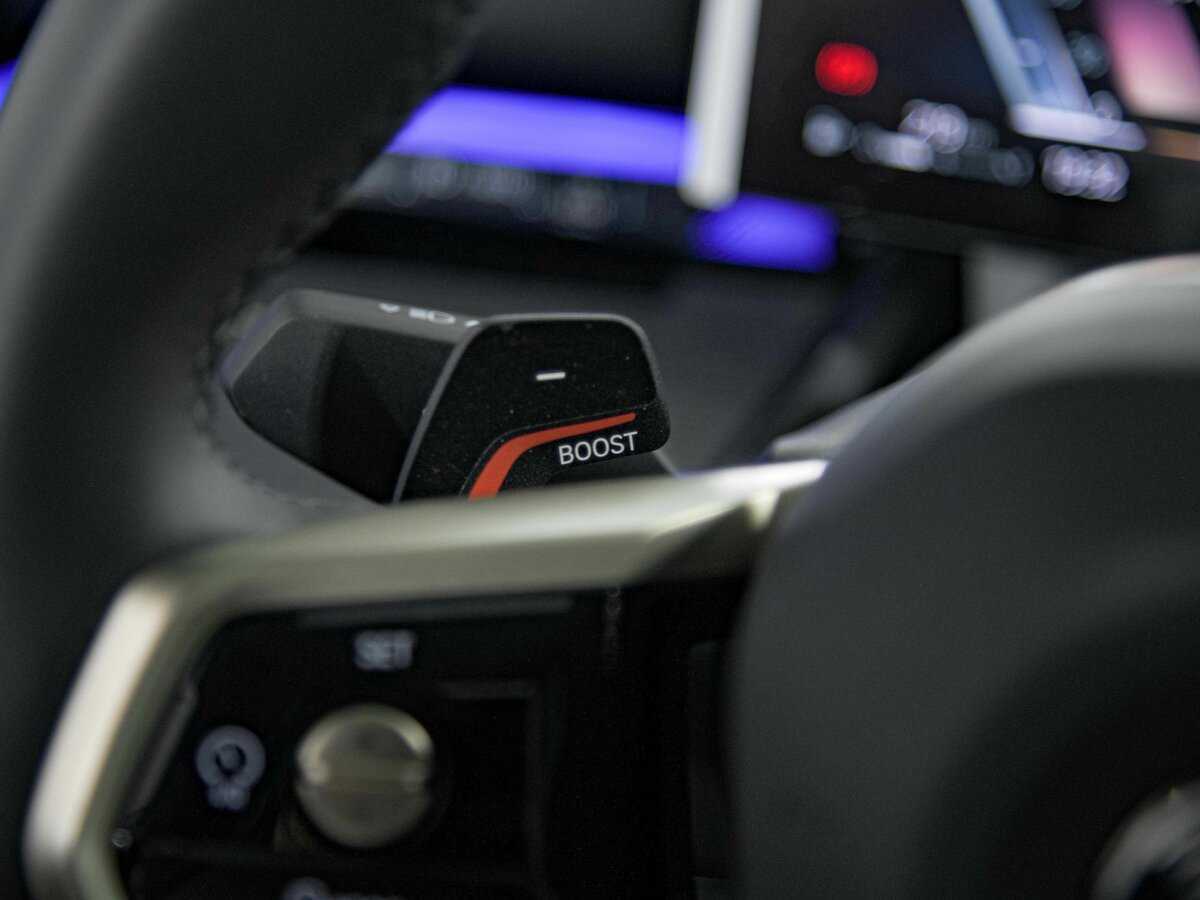 Купить BMW 5 серии Long 530Li, 2024, 35 км, фото №8