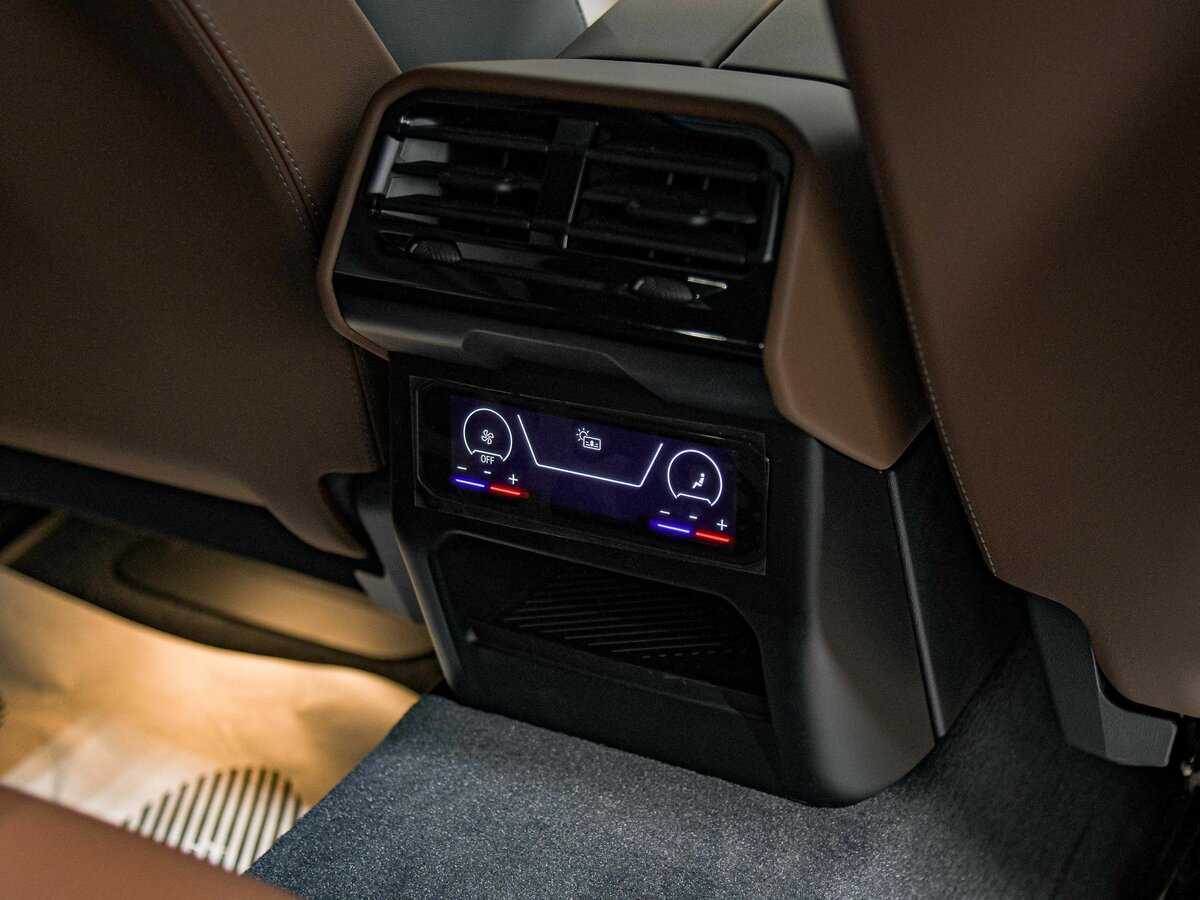 Купить BMW 5 серии Long 530Li, 2024, 35 км, фото №22