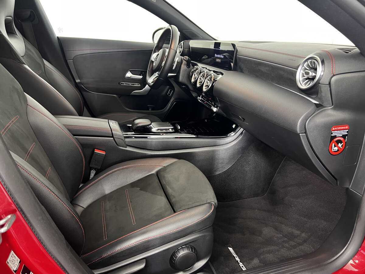 Купить Mercedes-Benz CLA 200, 2020, 92 874 км, фото №9