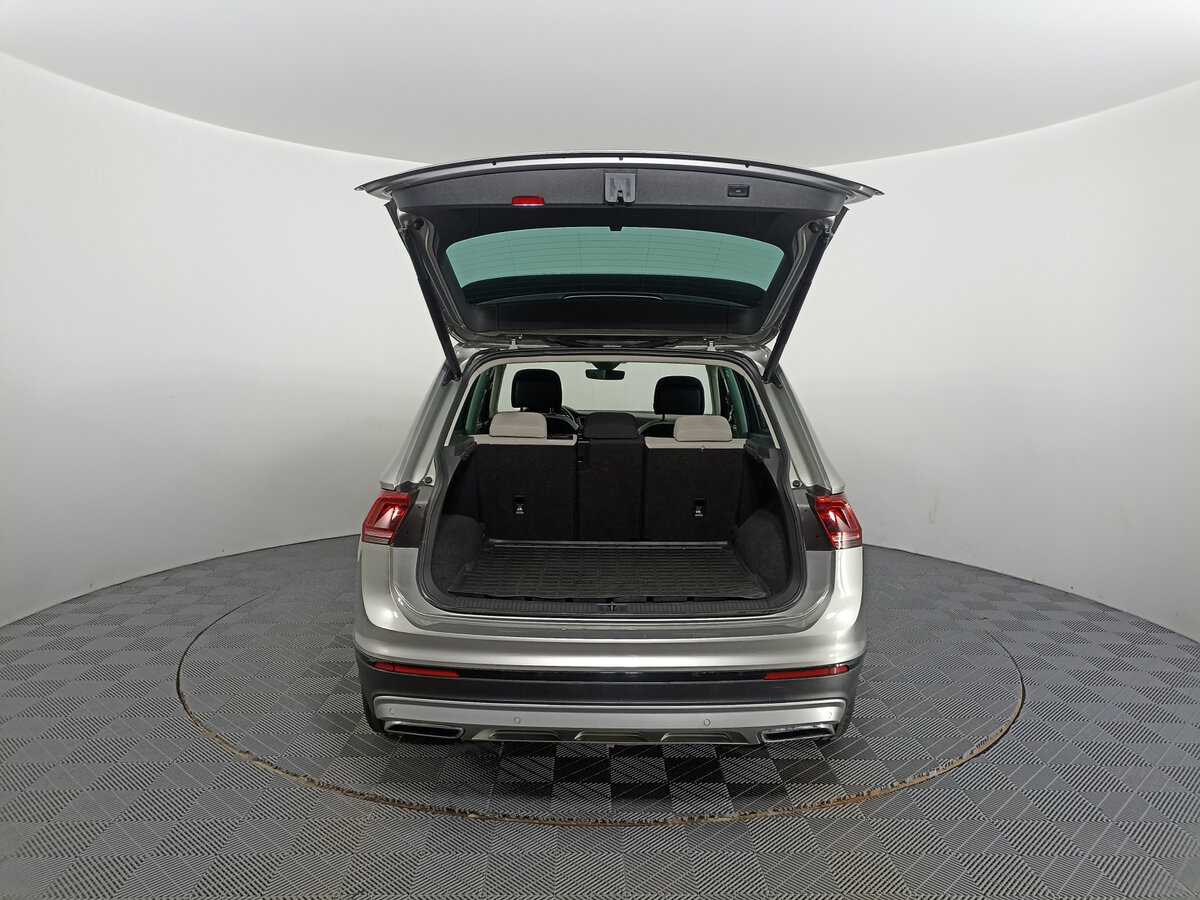 Купить Volkswagen Tiguan, 2019, 119 531 км, фото №10
